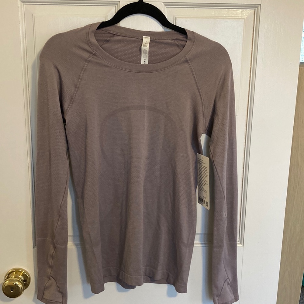NWT LULULEMON SWIFTLY TECH LONG SLEEVE 2.0